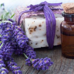 Black Olive Oil with Lavender