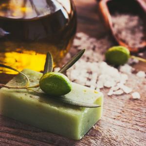 Black Olive Oil with Lavender