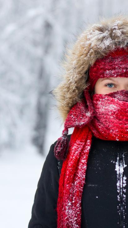 Cranberry Chunky Knit Scarf 